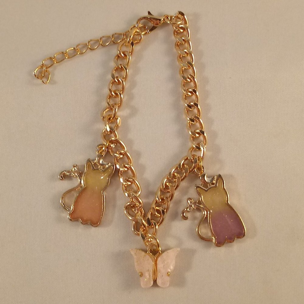 Yellow Gold Plated Mystic Cat Butterfly Charm Chain Bracelet Women's Party Gift - Picture 5 of 5